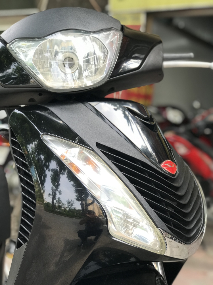 Bán SH Nhập 125 cuối 2011 màu Đen biển Vip