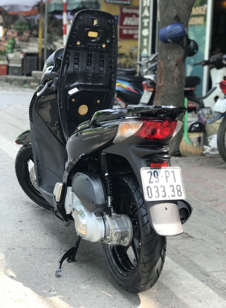 Bán SH Nhập 125 cuối 2011 màu Đen biển Vip