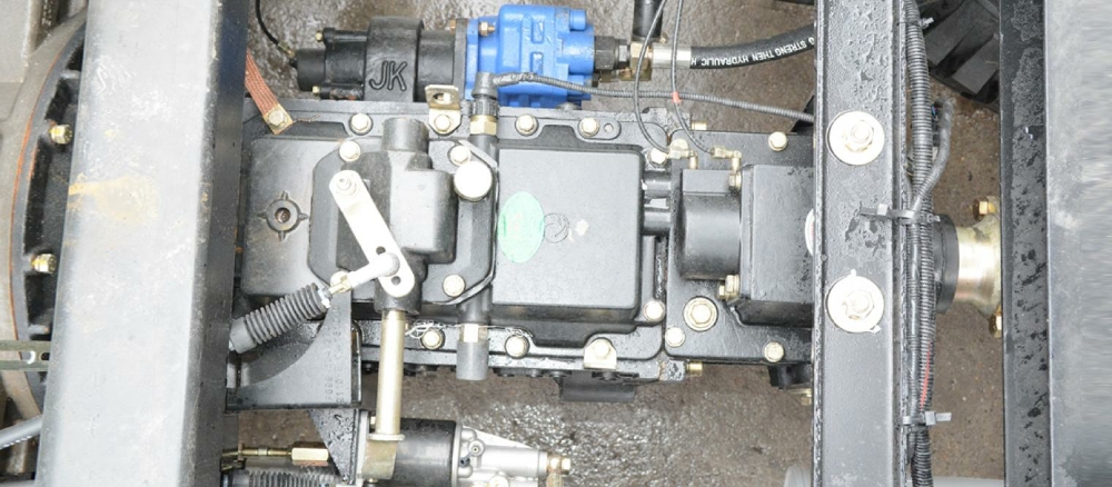 xe ben sinotruck 9 tấn 5 giảm giá trong tháng 8