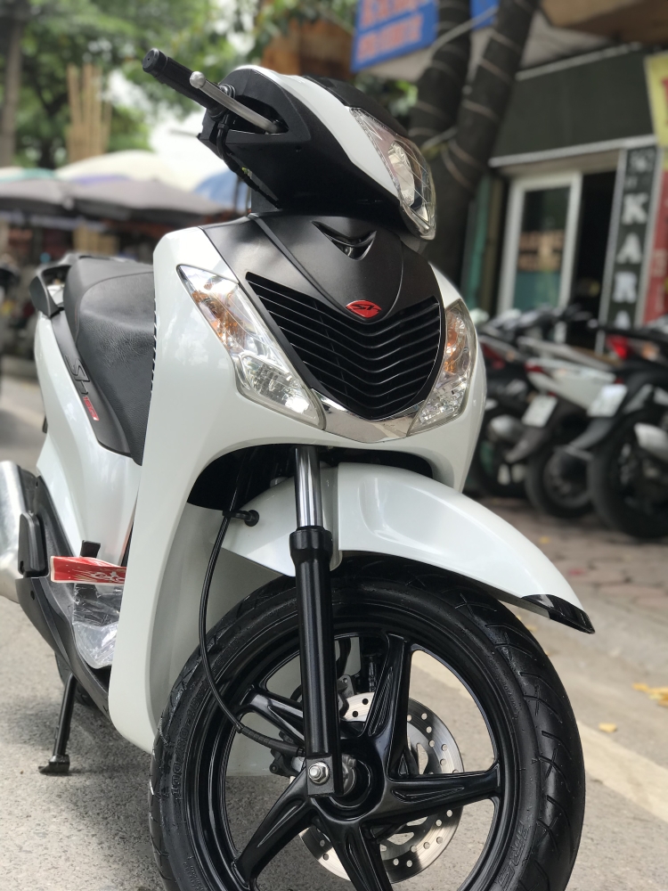Bán SH Nhập 125 cuối 2012 màu Trắng cực chất, quá đẹp