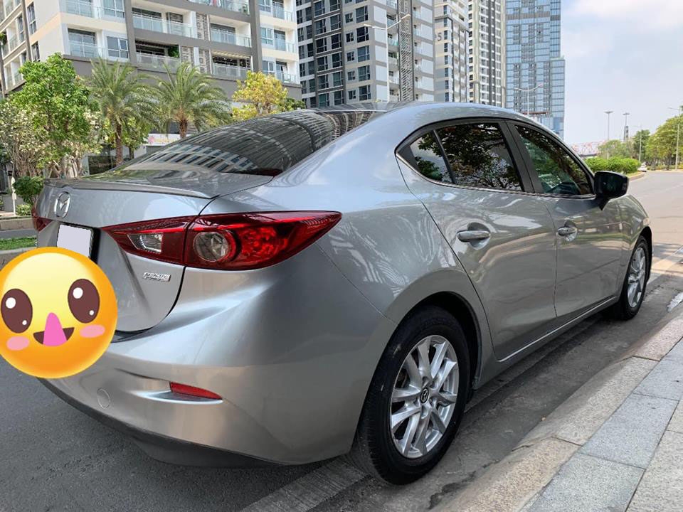 Cần bán xe Mazda 3 2016 số tự động màu xám, biển sài gòn chính chủ