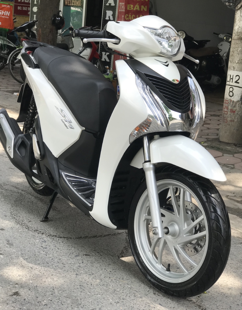 Bán SH Việt 125 khoá Smartkey 2016 màu Trắng quá đẹp