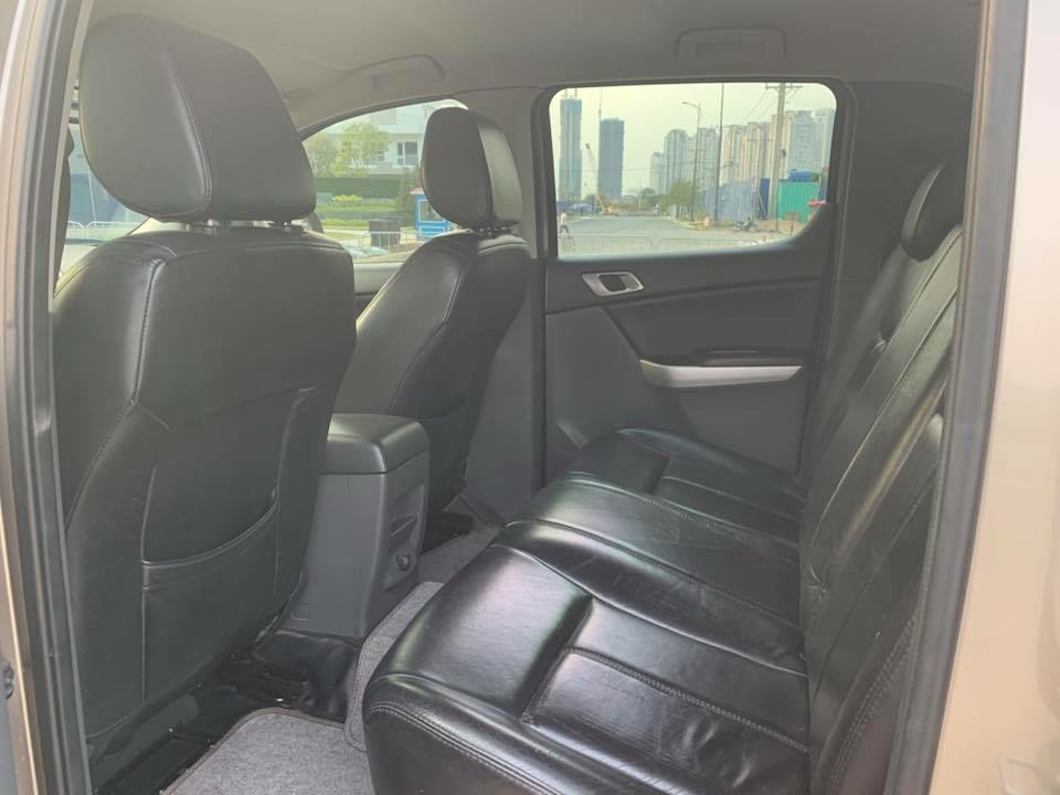 Cần bán xe BT50, sản xuất 2014, số sàn, máy dầu, hai cầu, màu ánh kim