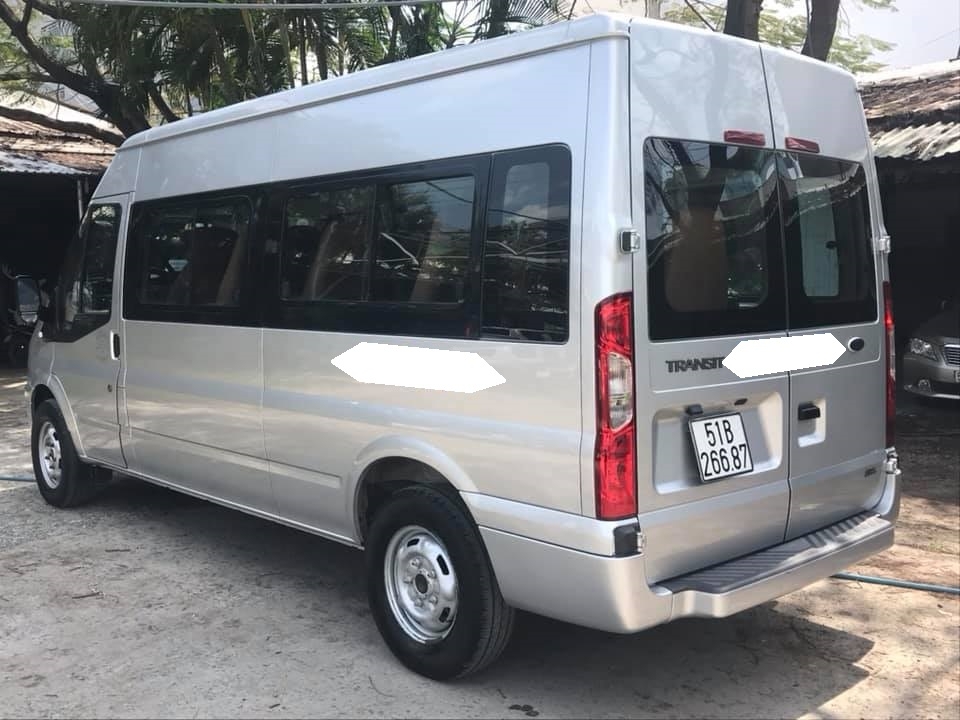 Kẹt tiền bán Xe Ford Transit 2015 dầu số sàn màu bạc