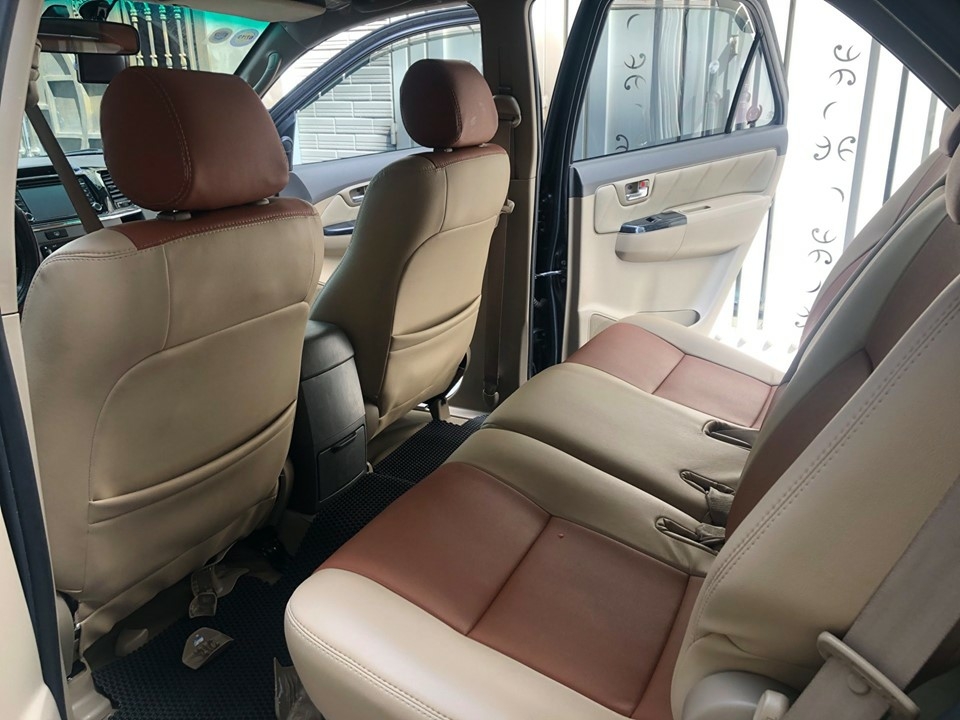 Bán Toyota Fortuner 2013 tự động xăng xám chì chính chủ