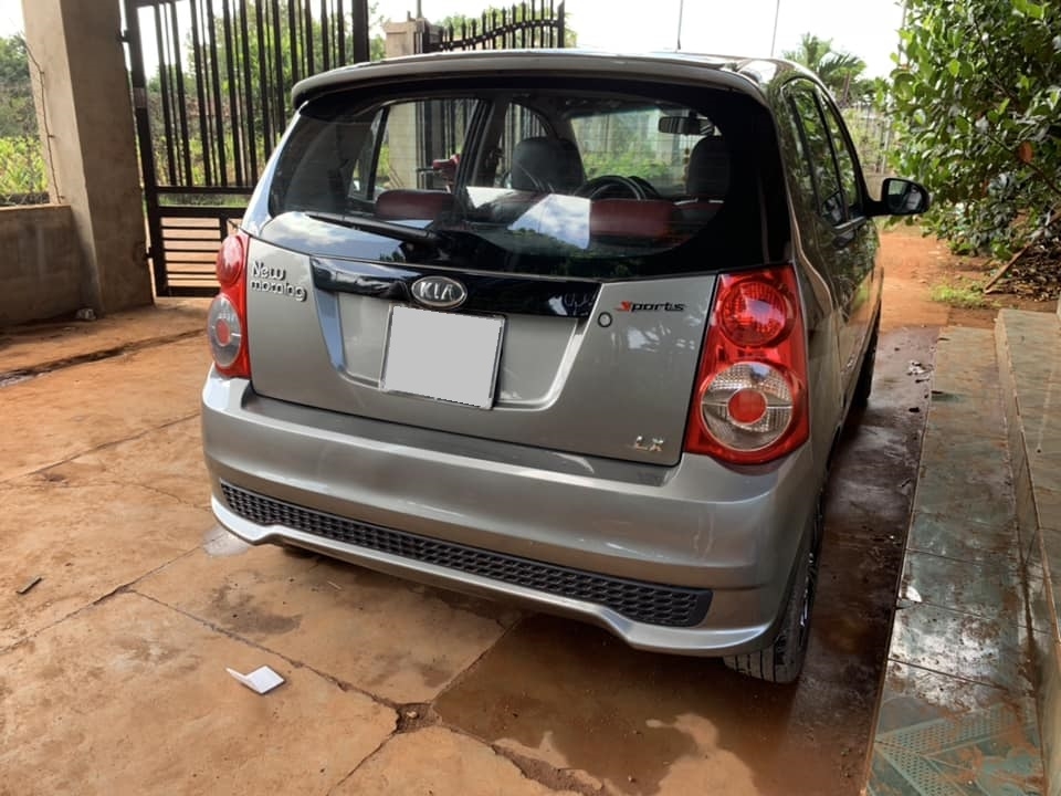 Cần bán xe Kia Morning 2013 số sàn màu xám, odo 67.000 Km