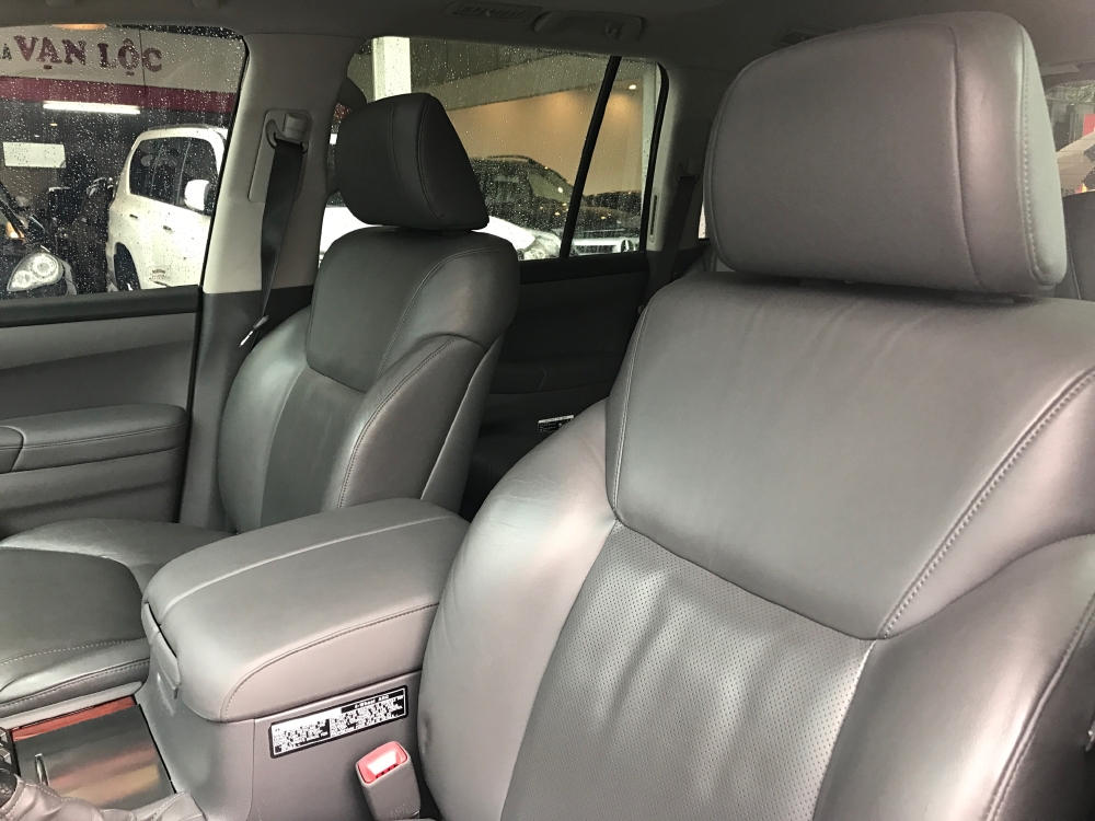 Lexus LX570 2009 đen