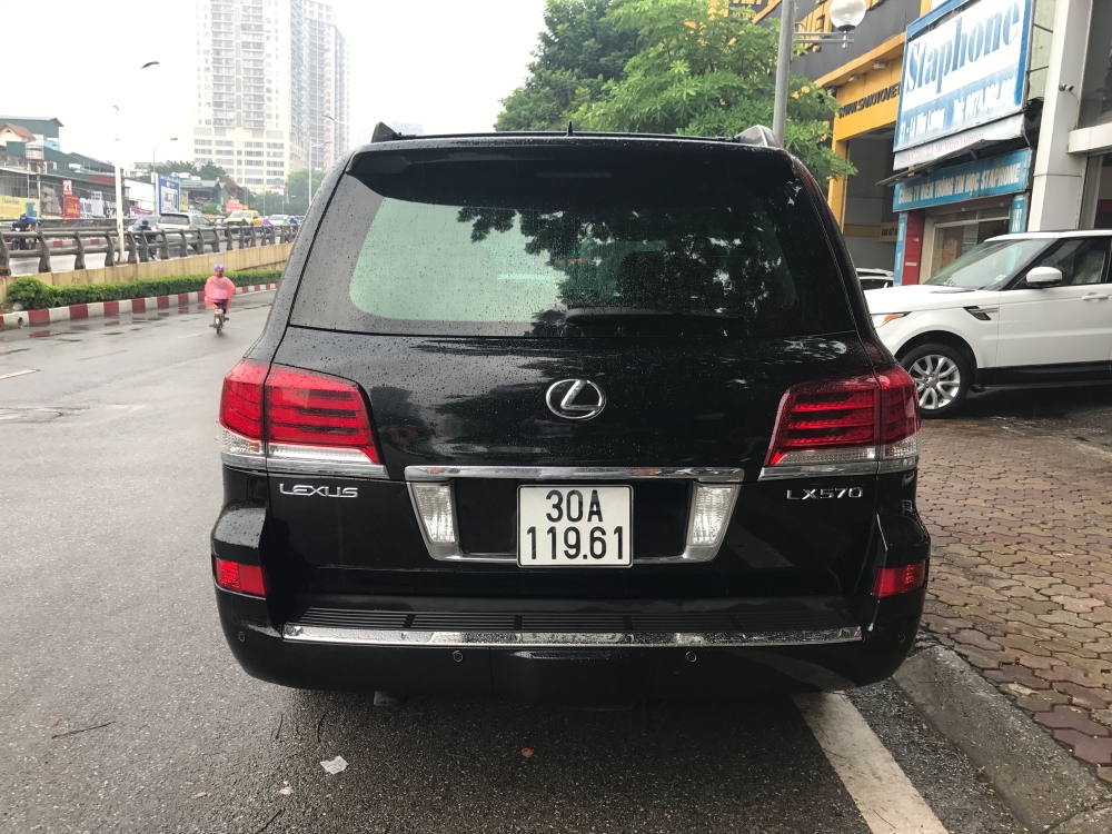 Lexus LX570 2009 đen