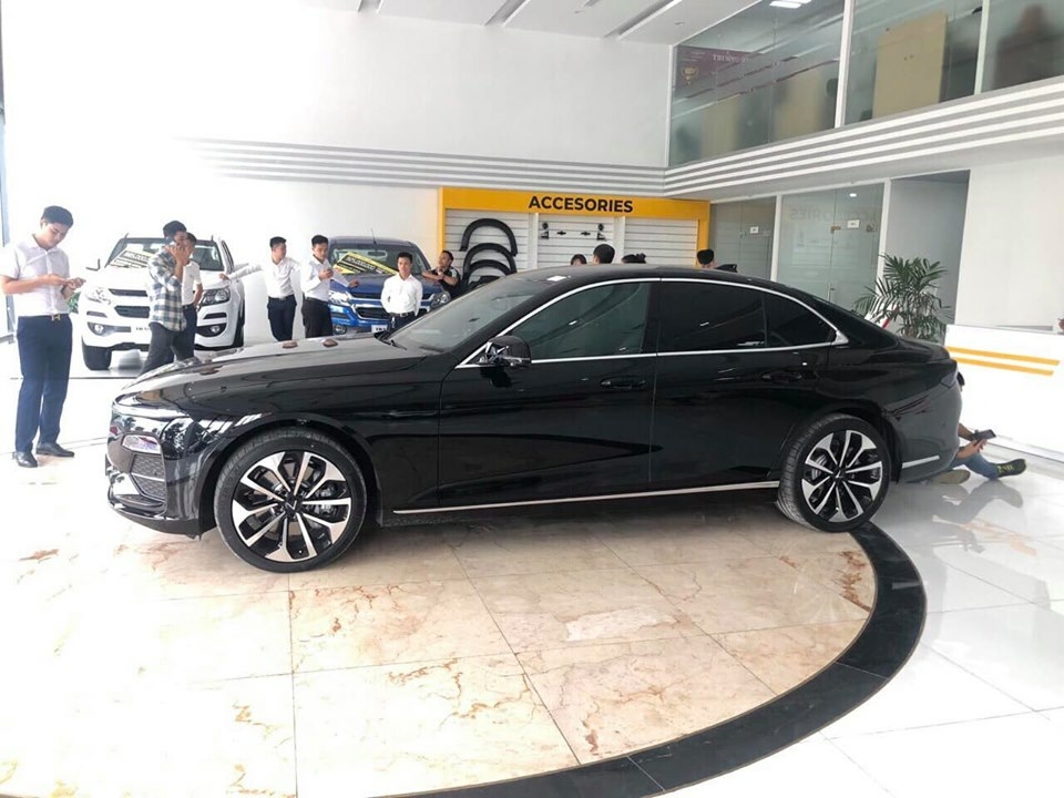 VinFast Lux A 2.0
