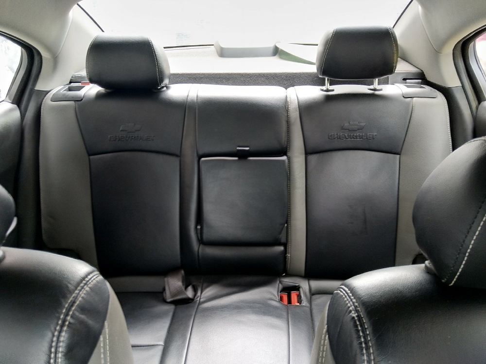 Mình Bán Chevrolet Cruze LT 2016 màu trắng số sàn đi kỹ