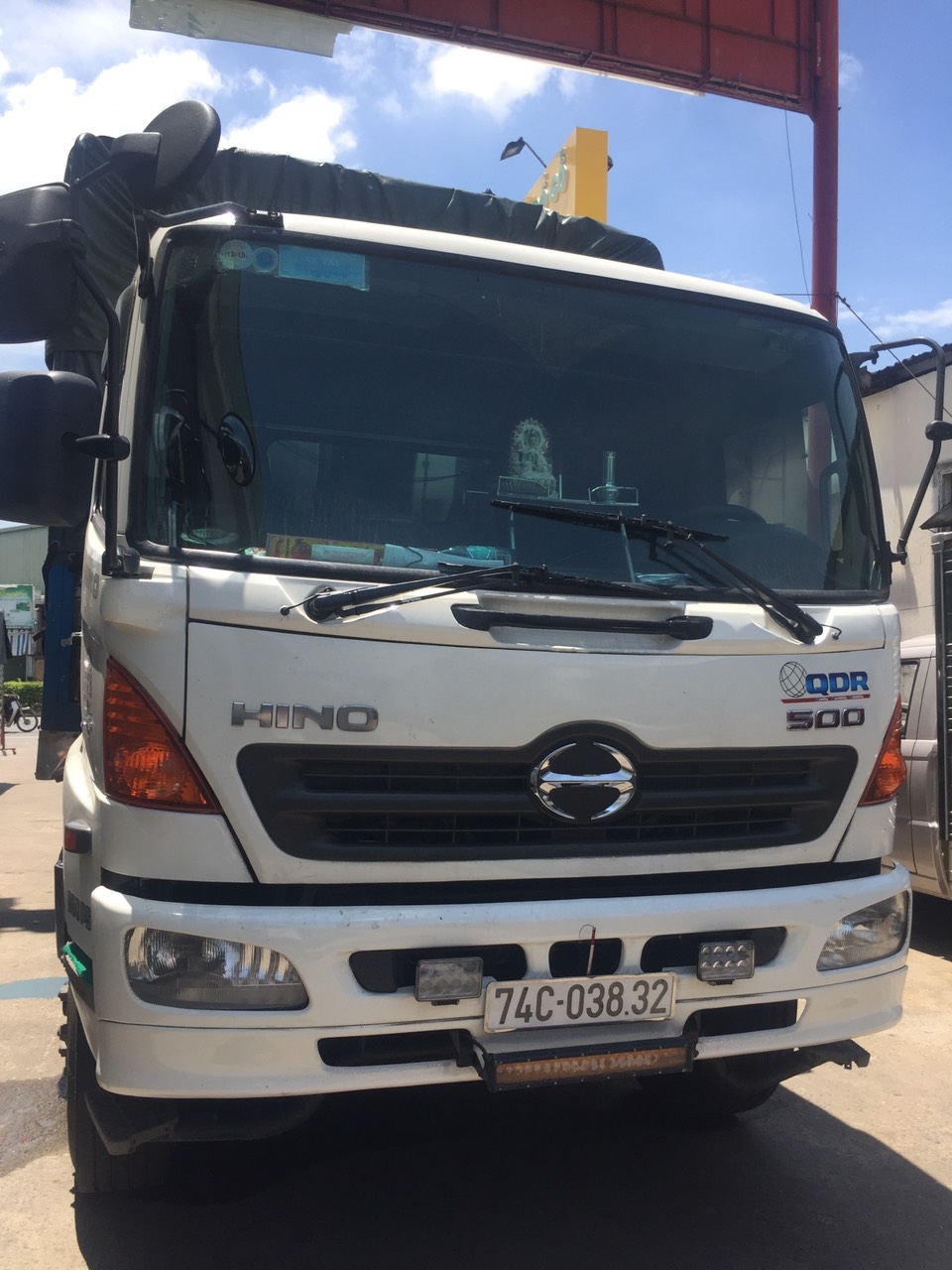 HINO FL 500 series 15 tấn 3 chân 2015 thùng dài giá tốt min