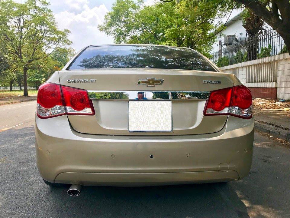 Bán Chevrolet Cruze 2016 số sàn màu vàng xe cực đẹp