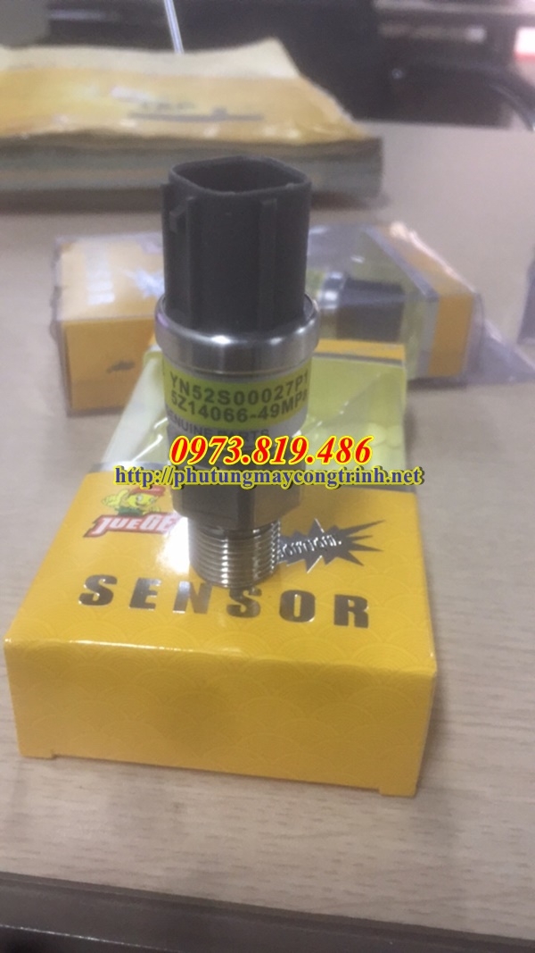 Cảm biến áp suất máy xúc Kobelco