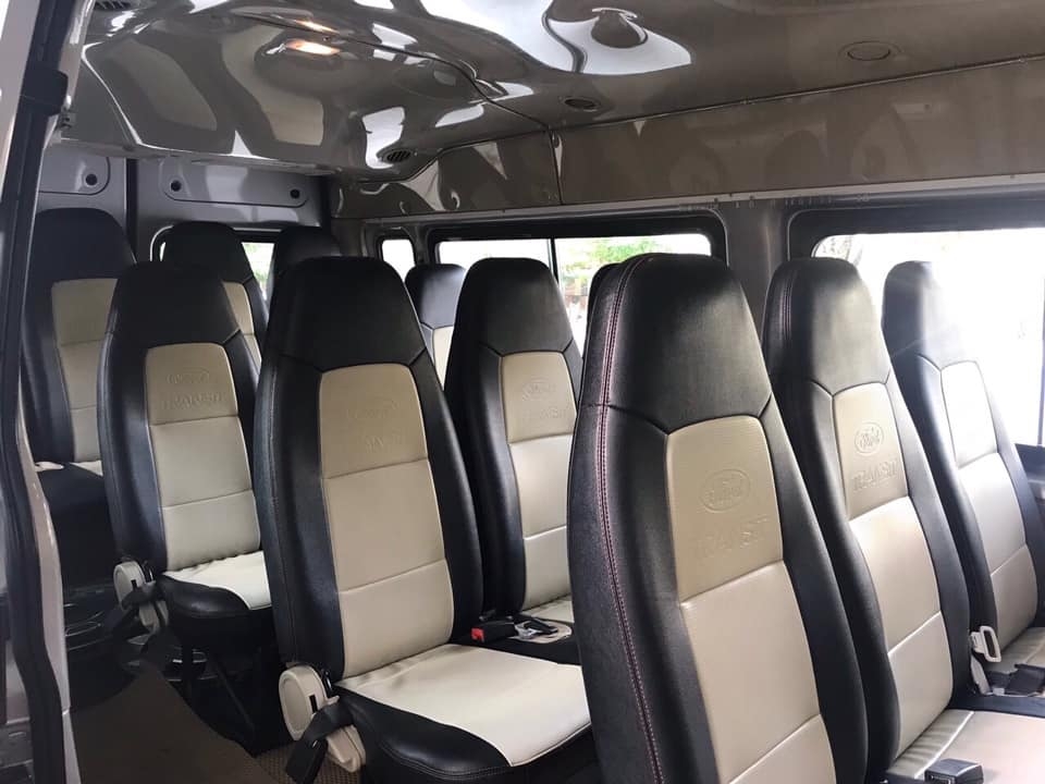 Đổi gió cần bán xe Transit 2015, số sàn, máy dầu, màu bạc,