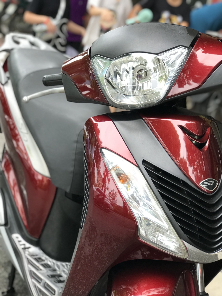 Bán SH Nhập 125 xe đẹp khủng khiếp, chạy chuẩn 9000km như mới