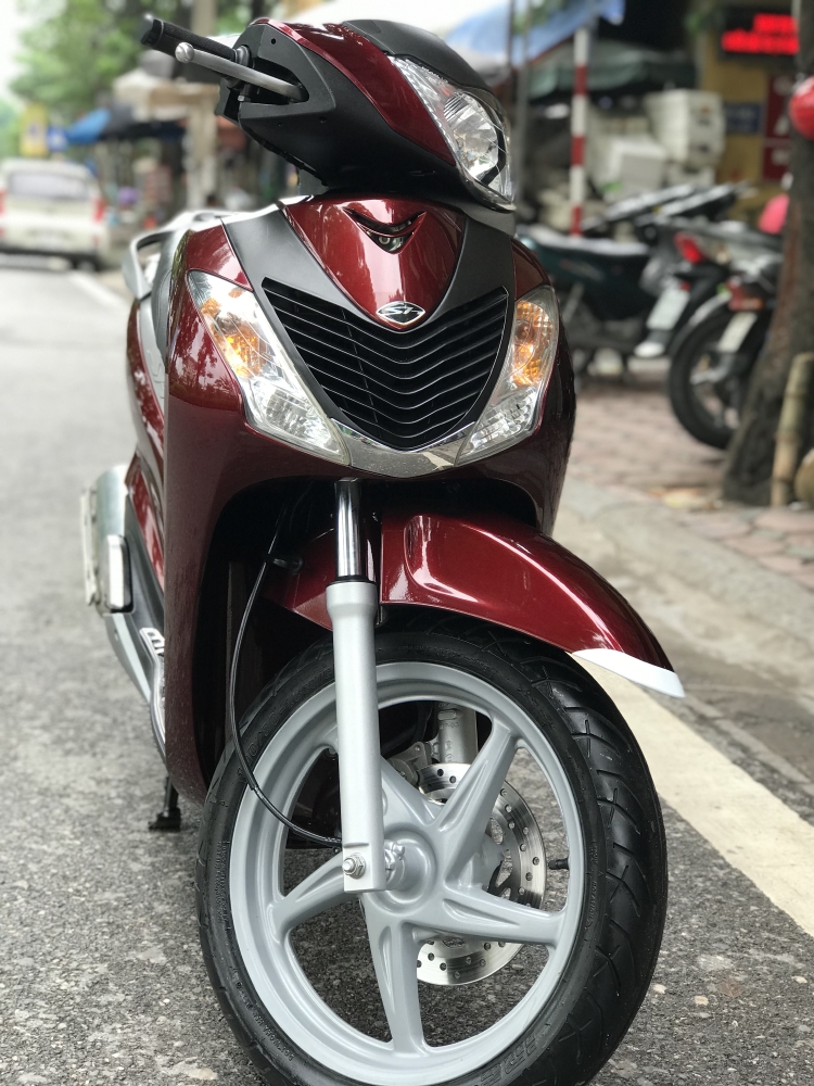 Bán SH Nhập 125 xe đẹp khủng khiếp, chạy chuẩn 9000km như mới