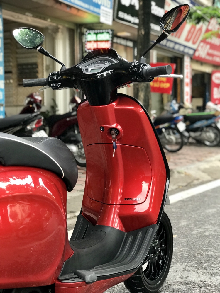 Bán Sprint ABS iGet 5/2019 chạy 900km màu Đỏ như mới