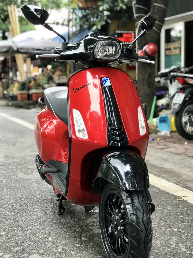 Bán Sprint ABS iGet 5/2019 chạy 900km màu Đỏ như mới