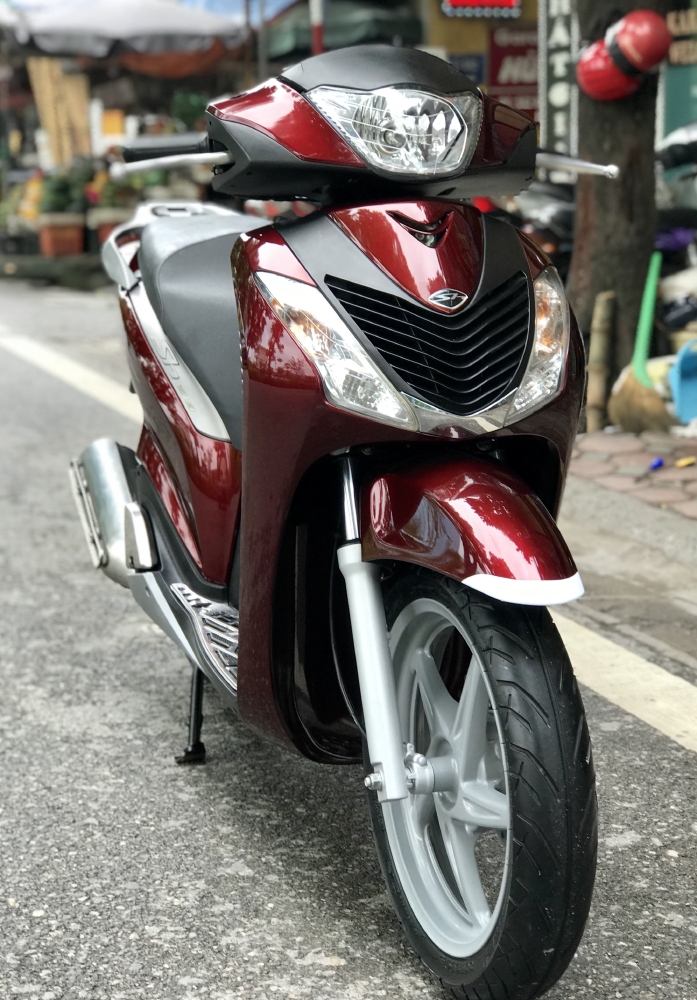 Bán SH Nhập 125 xe đẹp khủng khiếp, chạy chuẩn 9000km như mới