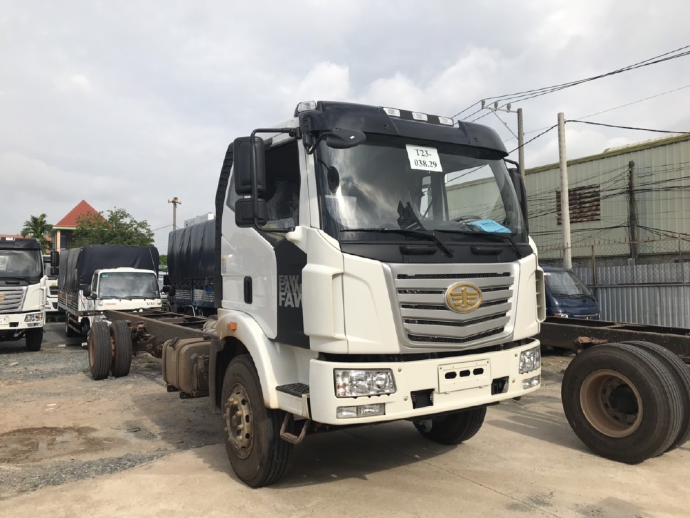 Xe tải Faw thùng siêu dài 8 tấn 2019 - giá xe tải FAW thùng dài