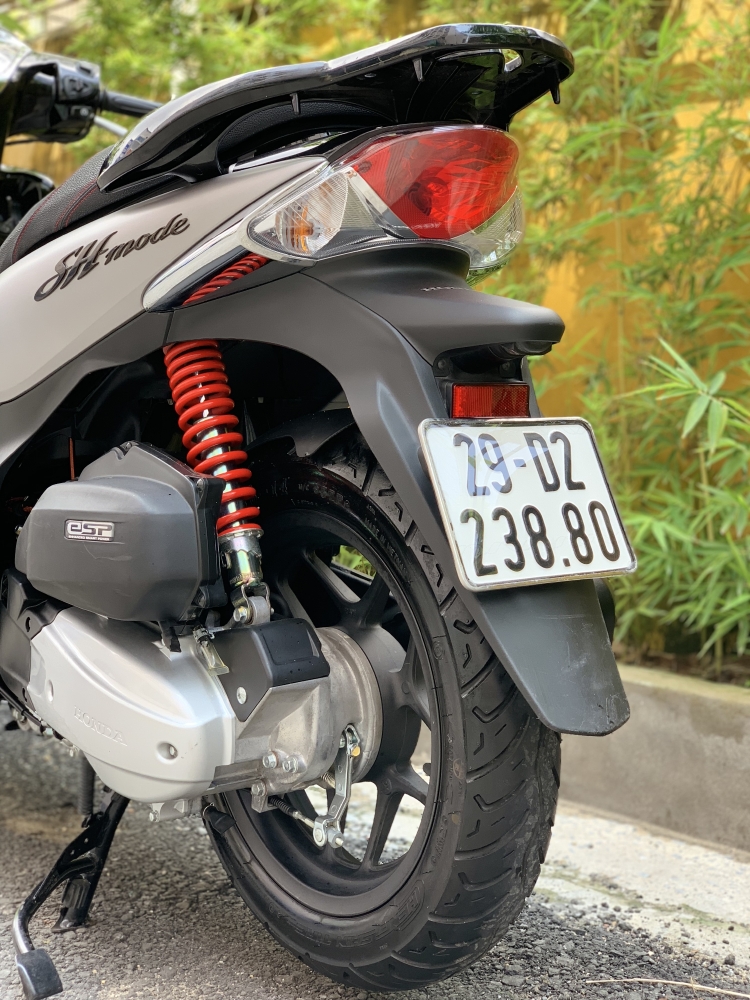 Bán SH Mode cuối 2018 phiên bản cao cấp Màu Xám Bạc Sport quá đẹp
