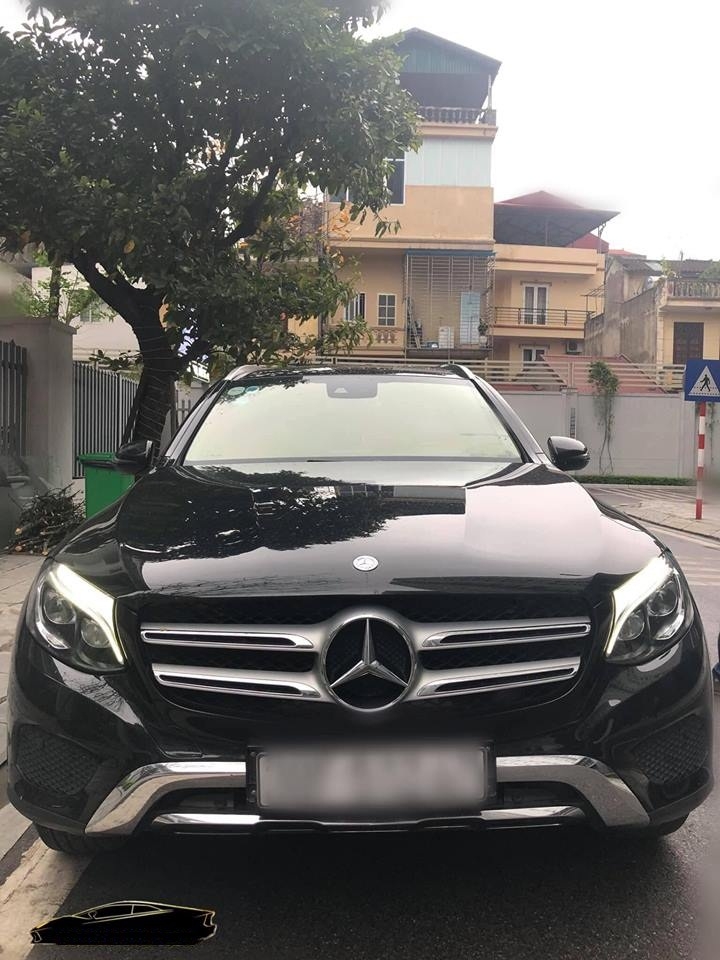 Gia đình cần bán Glc250, sản xuất 2016. số tự động, màu đen