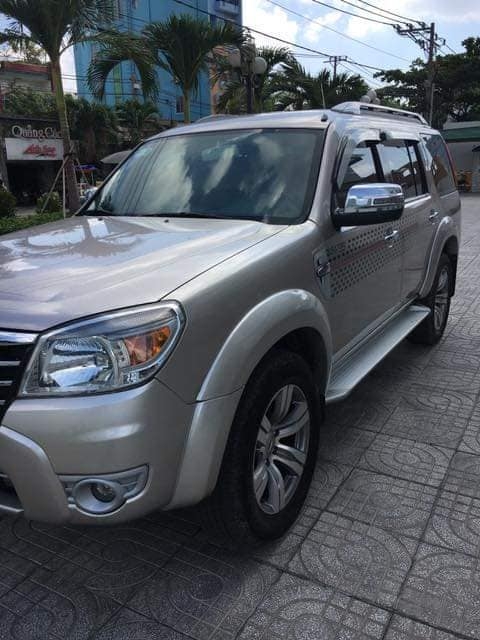 Về hưu bán xe Everest 2012, số sàn, máy dầu, còn đẹp ken xà ben. odo 76.000km