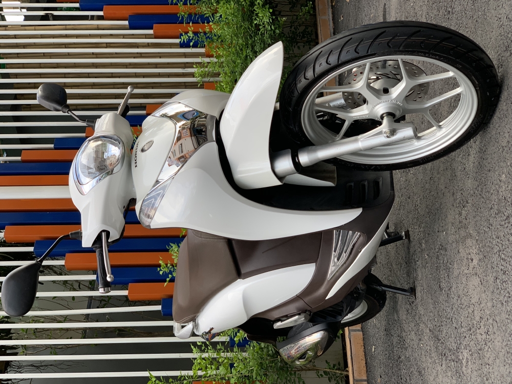 Bán SH mode cuối 2014 màu Trắng quá đẹp