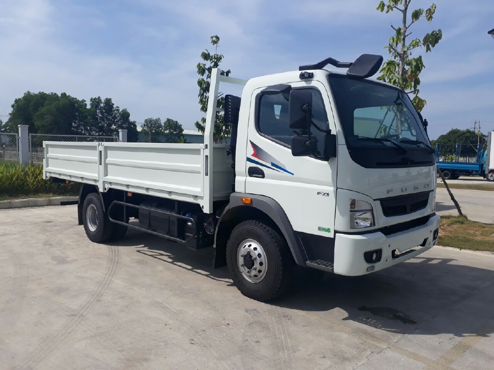 MITSUBISHI FUSO CANTER - XE TẢI CAO CẤP XUẤT XỨ NHẬT BẢN