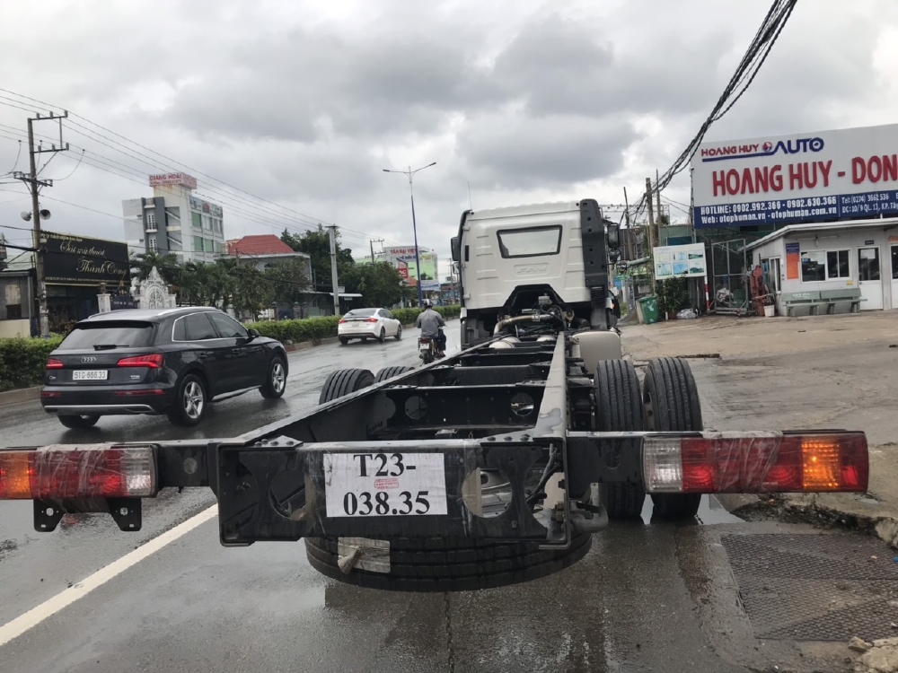 Bán Xe tải FAW 8 Faw 8 tấn - Faw 7t3 thùng siêu dài - Đại lý bán xe tải 8 tấn thùng dài