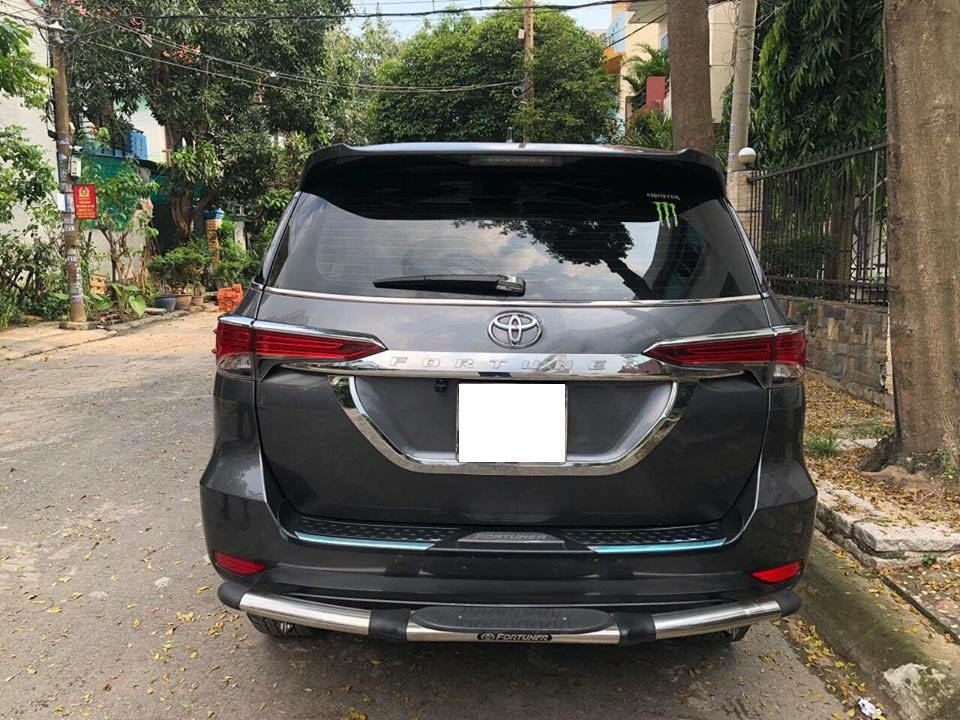 Bán Toyota Fortuner Xám 2017 tự động xăng nhập Indonesia.