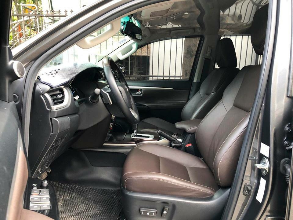 Bán Toyota Fortuner Xám 2017 tự động xăng nhập Indonesia.