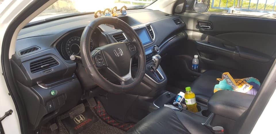 Cần bán xe Crv 2015, bản 2.4, phom mới, màu trắng ngọc trinh.