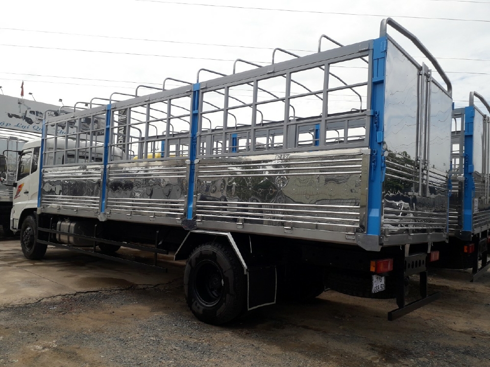 Xe b180 9 tấn thùng dài 7.5m đời 2019 tiêu chuẩn khí thải Euro5