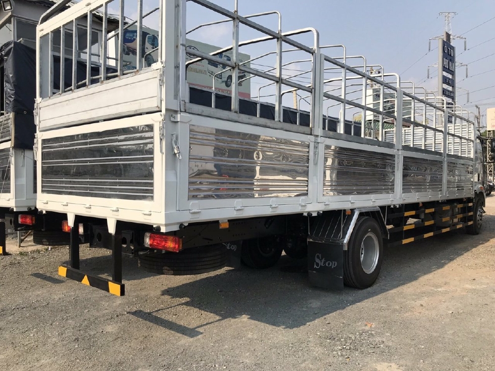 Xe tải faw 7 tấn 2 thùng dài 9.6m đời 2019