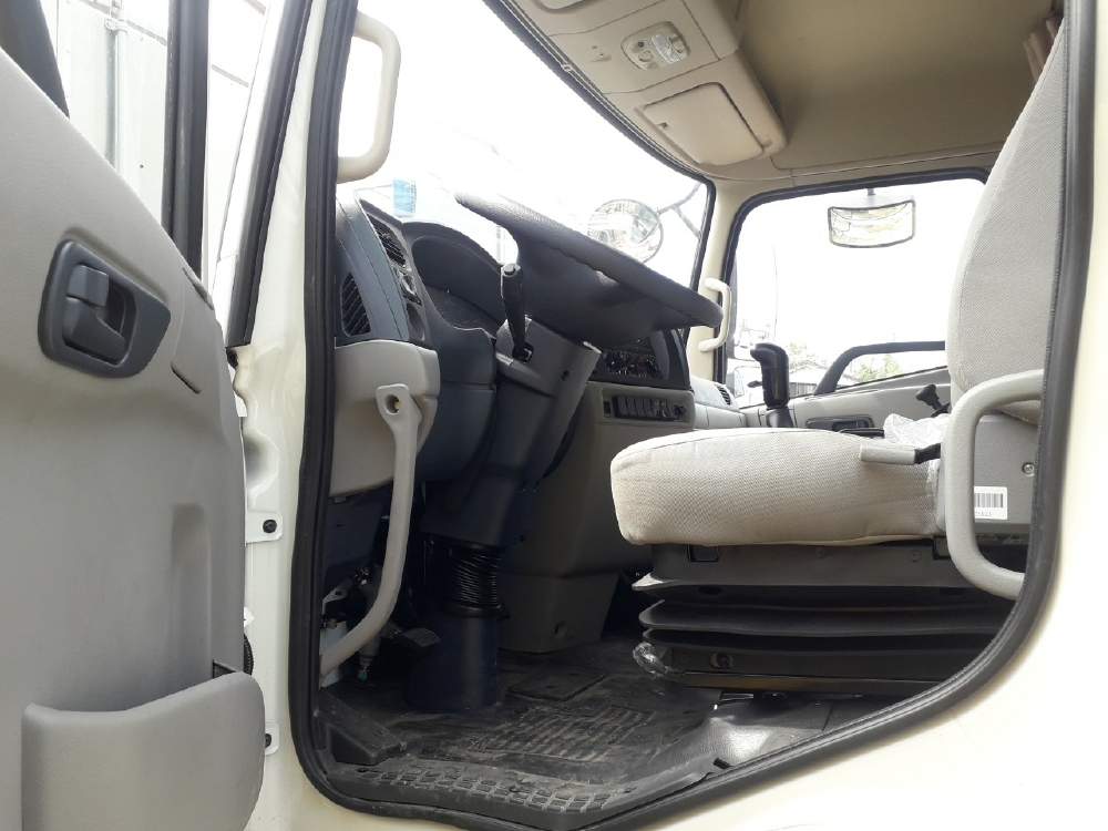 Xe b180 9 tấn thùng dài 7.5m đời 2019 tiêu chuẩn khí thải Euro5