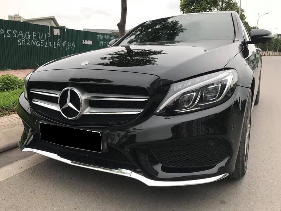 Gia đình cần bán C300 amg 2016, màu đen huyền thoại