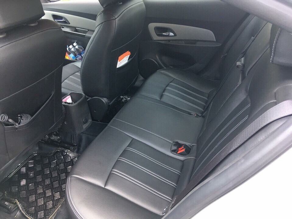 Càn bán xe Cruze 2015, số sàn, màu bạc, gia đình ít dùng