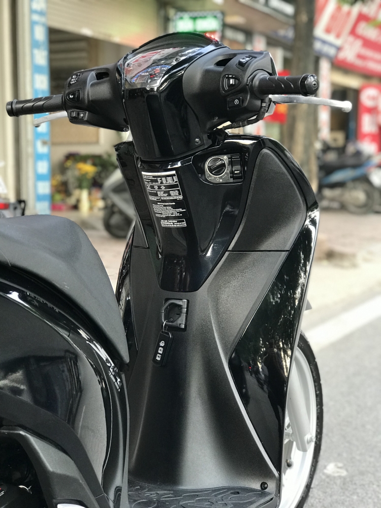 Bán SH Việt 125 cuối 2016 chạy 3000km quá mới