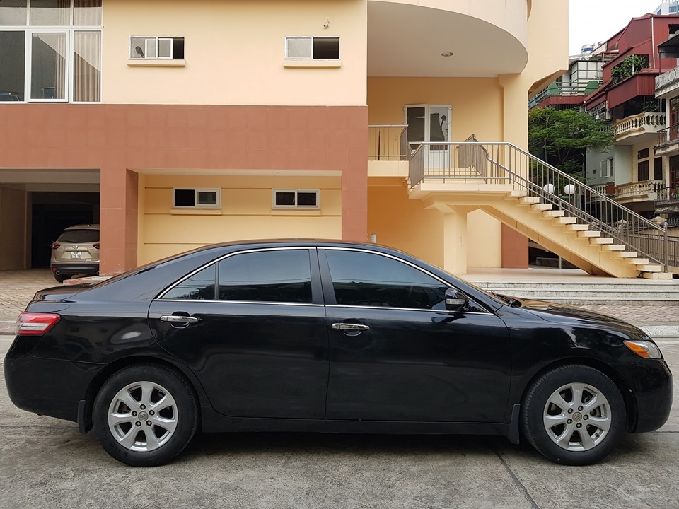 Bán Toyota Camry LE 2007 nhập mỹ màu Đen rất mới