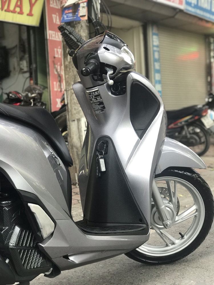 Bán SH việt 125 CBS cuối 2018 chạy 2000km như mới