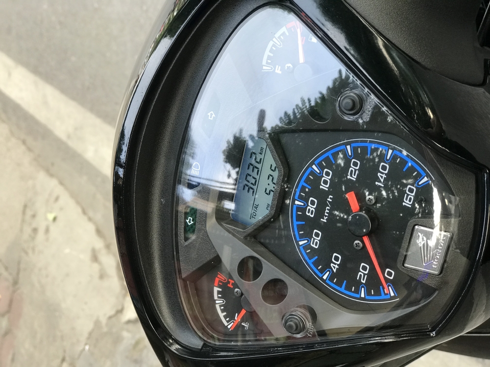 Bán SH Việt 125 cuối 2016 chạy 3000km quá mới