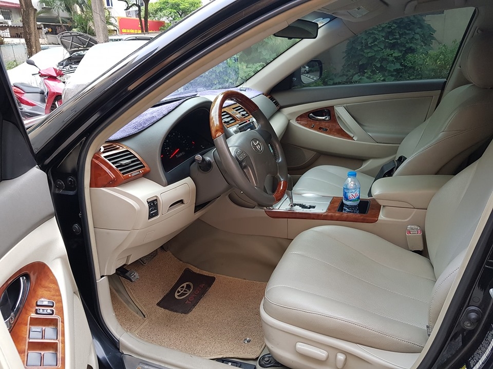 Bán Toyota Camry LE 2007 nhập mỹ màu Đen rất mới