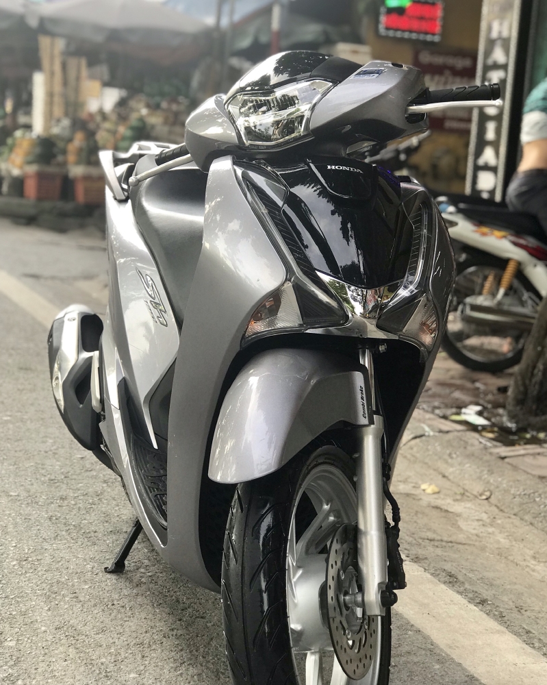 Bán SH việt 125 CBS cuối 2018 chạy 2000km như mới