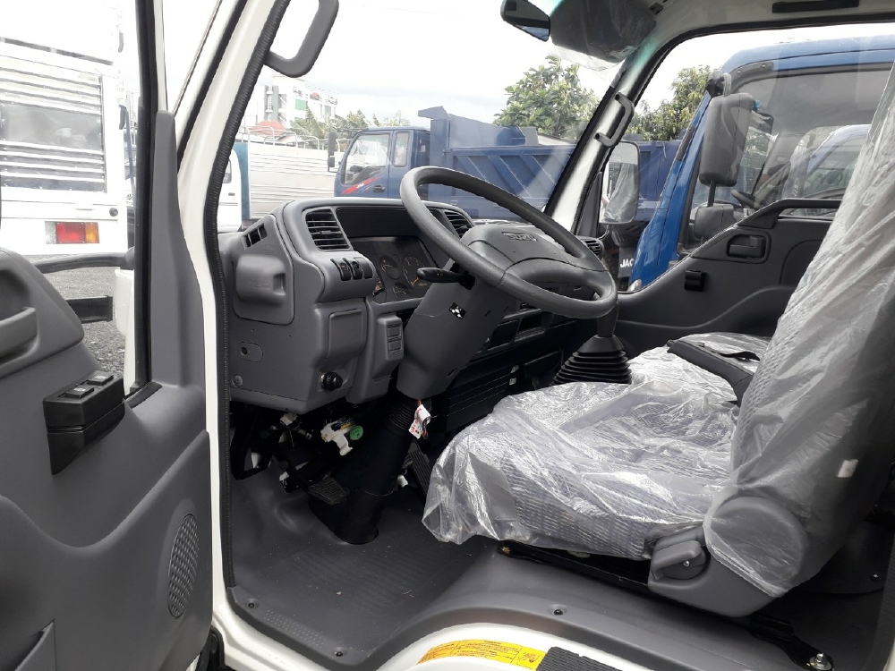 Xe isuzu 1t9 thùng dài 6.2m đời 2019
