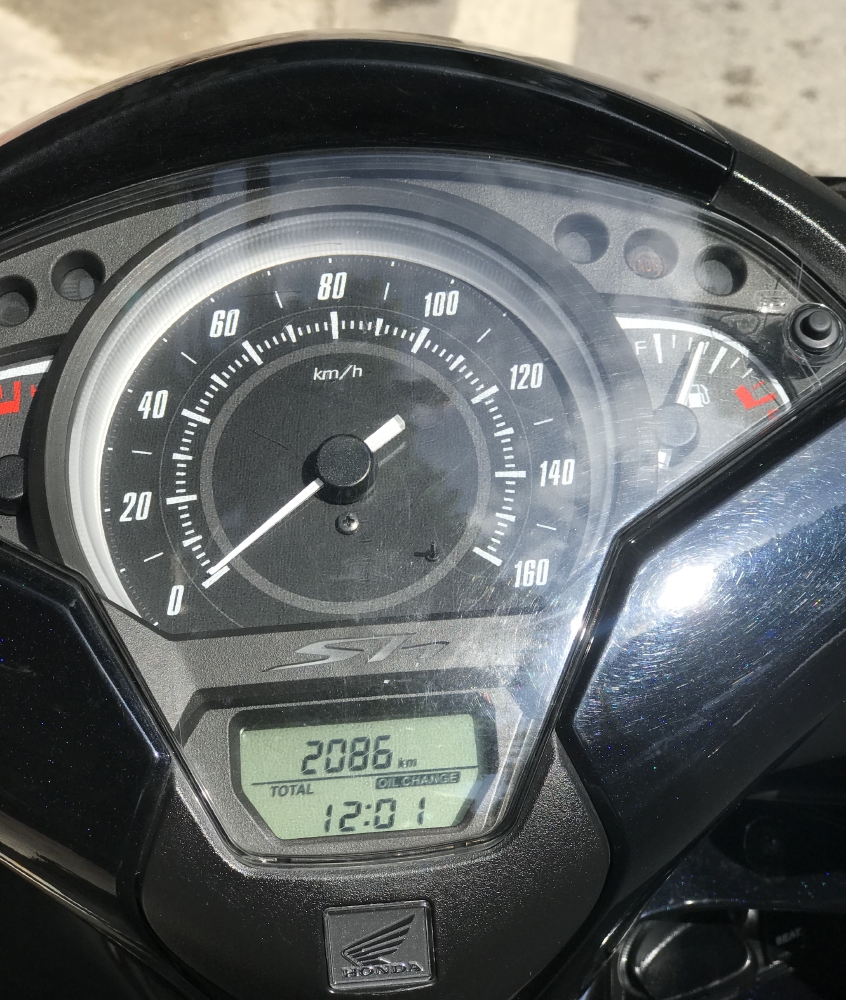 Bán SH Việt 150 ABS cuối 2018 chạy chuẩn 2000km như mới.