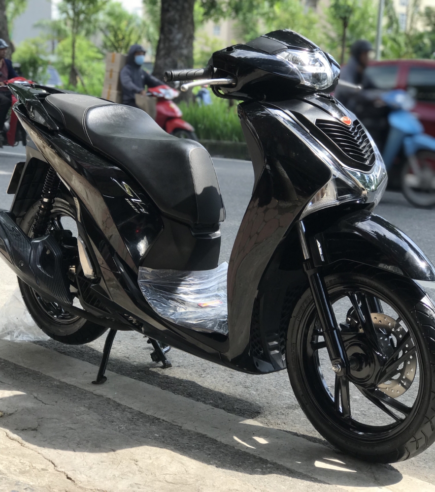 Bán SH Việt 150 phanh ABS 2018 màu Đen quá đẹp