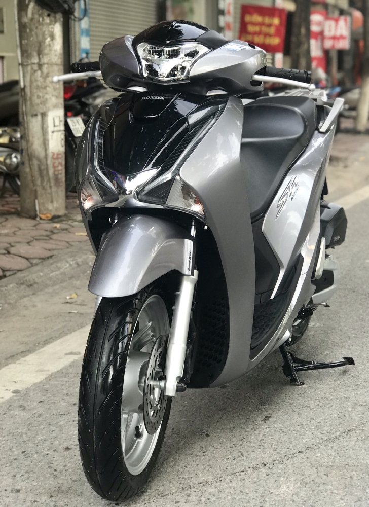 Bán SH việt 125 CBS cuối 2018 chạy 2000km như mới