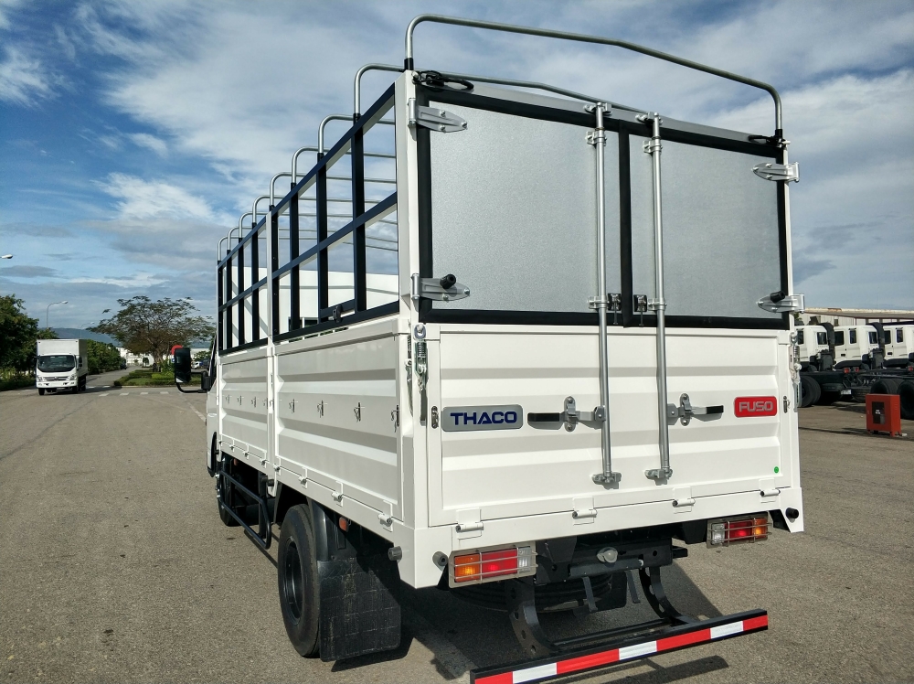 MITSUBISHI FUSO CANTER - XE TẢI CAO CẤP XUẤT XỨ NHẬT BẢN