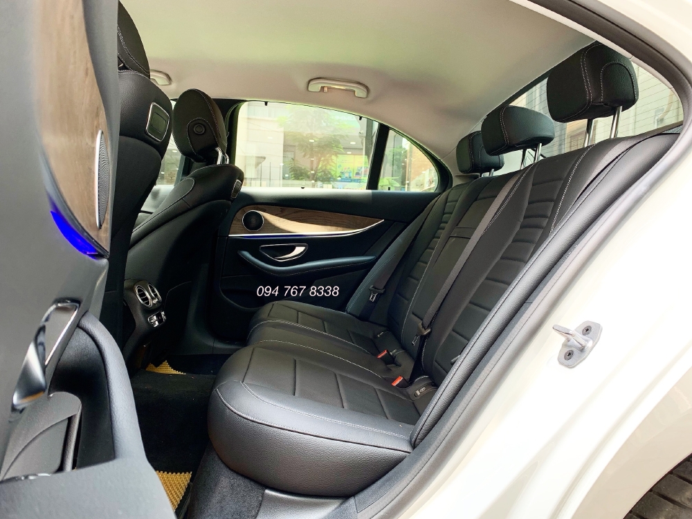 Bán Mercedes E200 sx2019 màu Trắng Siêu lướt mới đăng ký 1 tháng